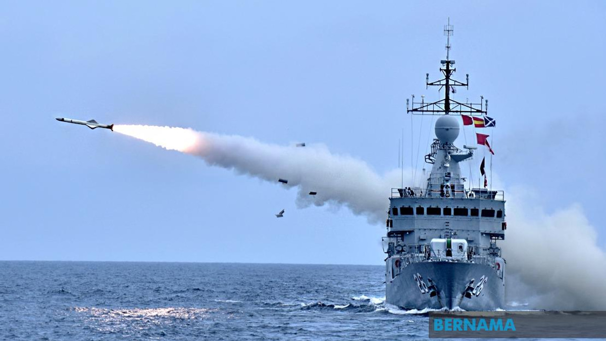 Malaysia's Defence Priorities Shaped By Cyber Threats and Strategic Uncertainty, Not Just Regional Tensions