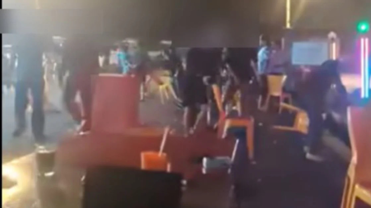 Four arrested after violent clash erupts at Kulai restaurant