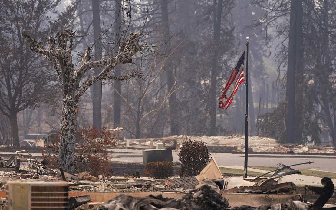 Massive Washington Wildfire Crisis: 65,000 Evacuated As Blazes Destroy Homes Across Pacific Northwest