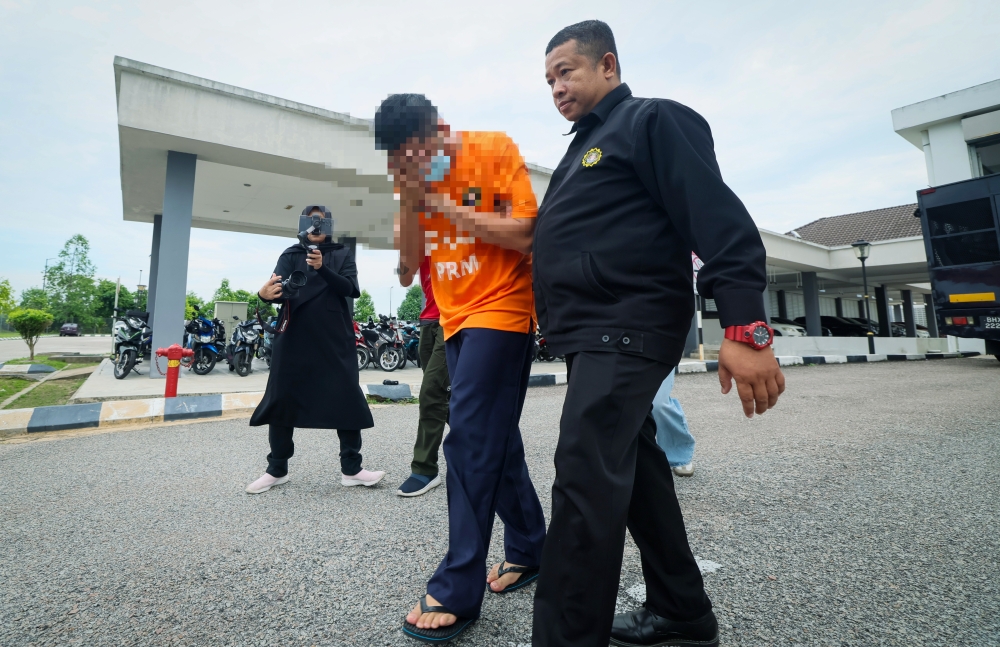 Kelantan Police Station Chief Held Over RM500 Bribe Allegation