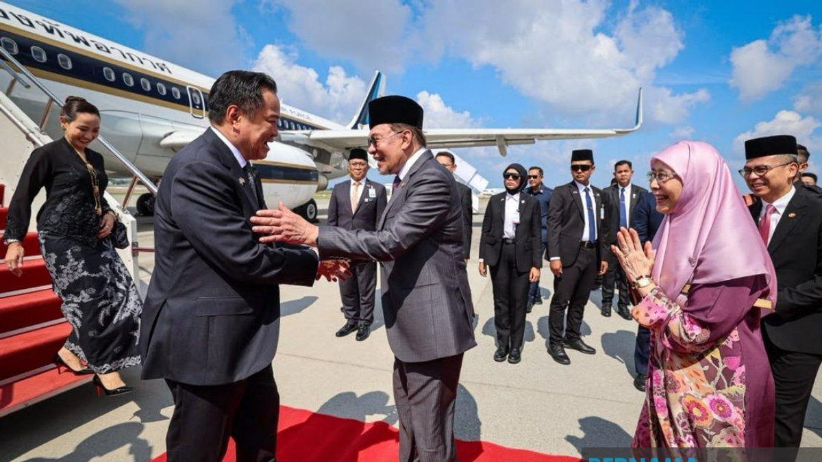 Thailand's PM Anutin Arrives in Malaysia for Two-Day Official Visit
