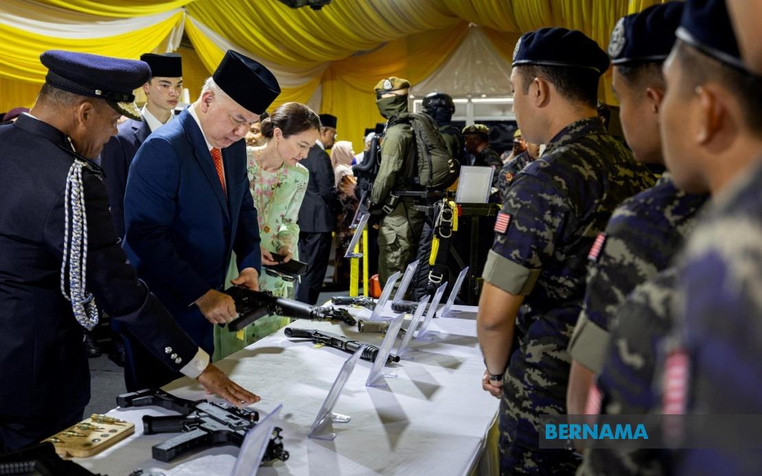 Sultan Nazrin Shah Opens RM206 Million 69 Commando Camp in Perak