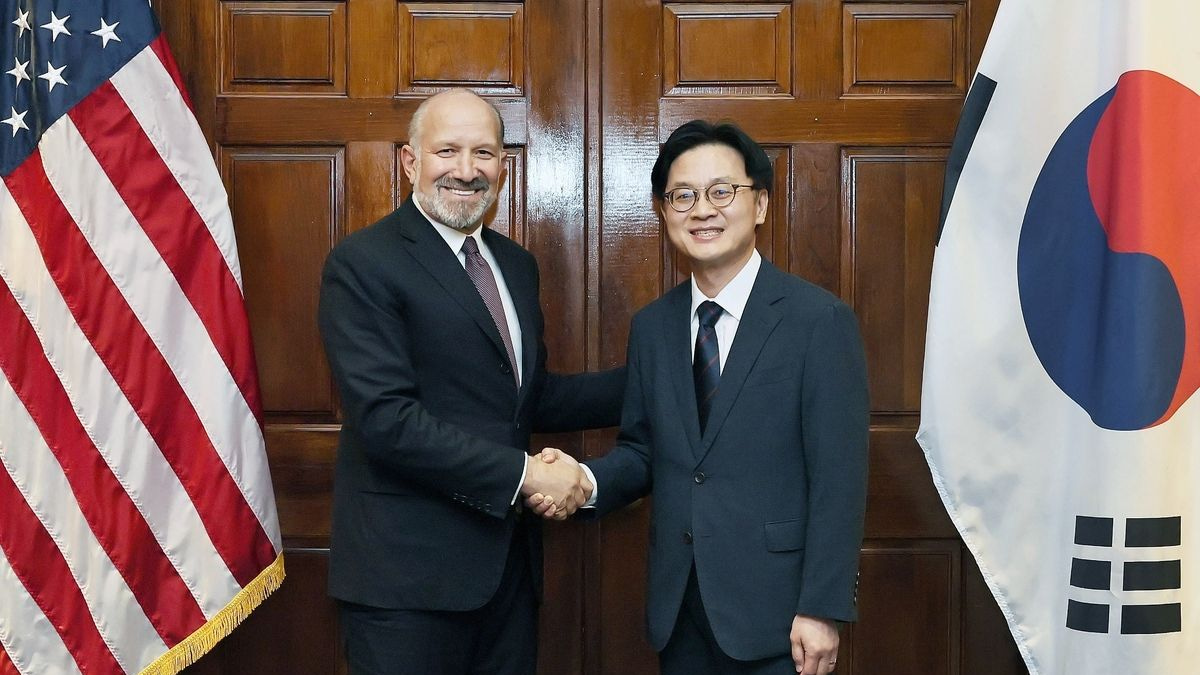 South Korea's Trade Minister Rushes to Washington as US Tariff Threat Looms