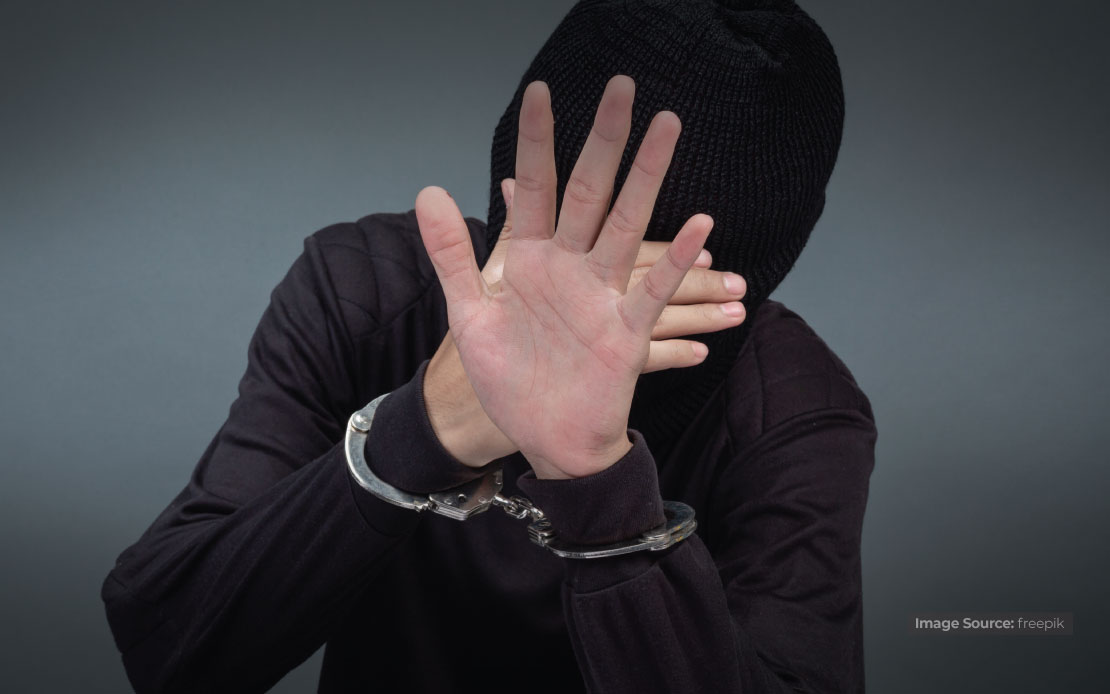 Japan Police Crack Down on Illegal Overseas Gambling Network, Arrest Nine