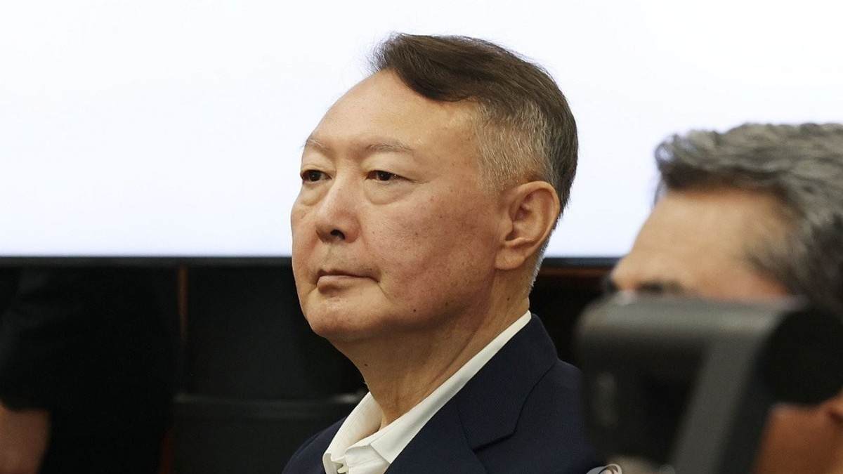 South Korea's Ex-President Yoon Convicted in Opinion Poll Funds Case, Sentenced to Two Years