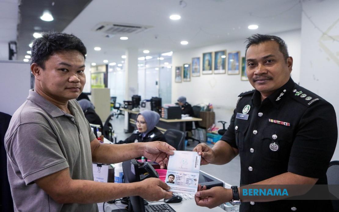 Perlis Immigration Launches Enhanced Malaysian Passport with Advanced Security Features