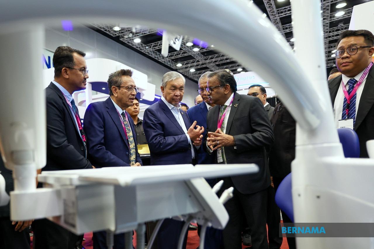 Malaysia Targets RM50 Billion Medical Device Exports by 2030, Ahmad Zahid Announces