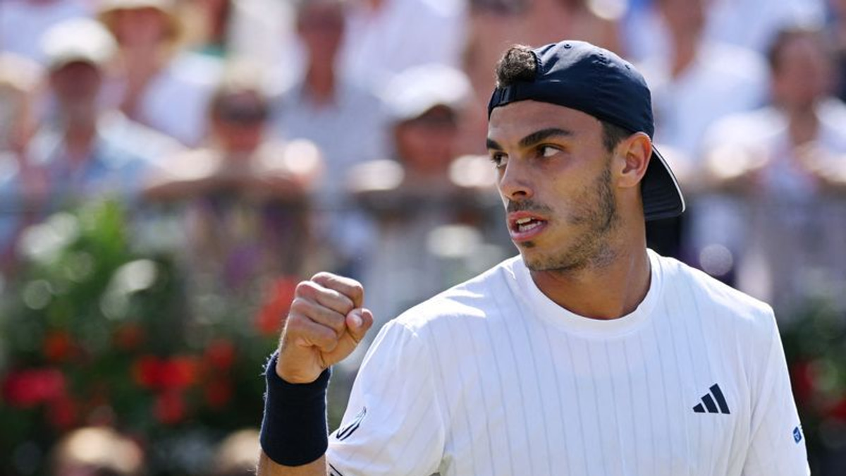 Cerundolo Claims Queen's Glory in Epic Battle Against Paul