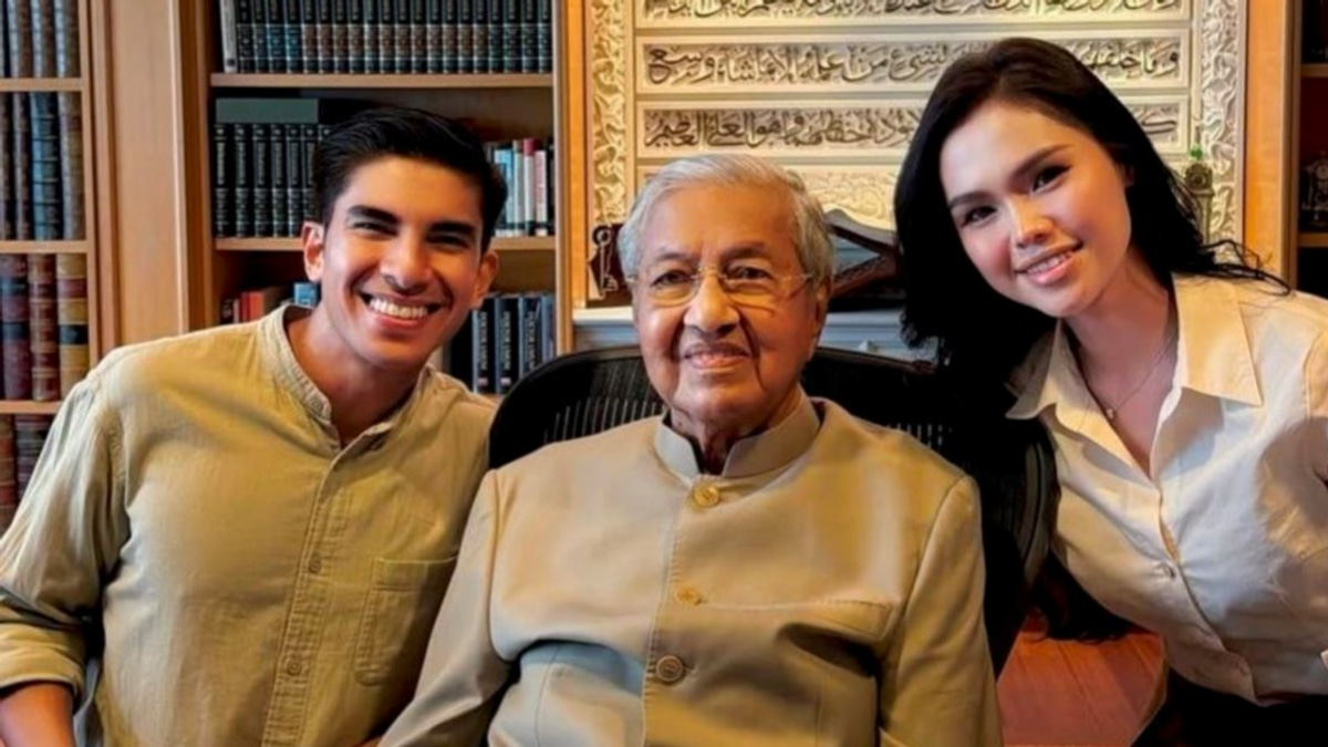 Tun M offers marriage counsel to Bella Astillah and Syed Saddiq