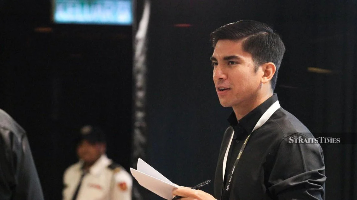 Syed Saddiq Pledges RM115,000 From New Part-Time Role to Muar Constituents