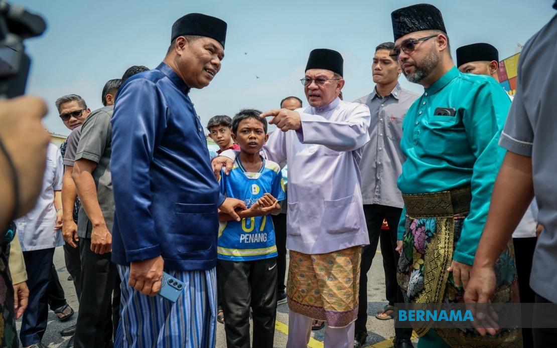 Anwar Distances Government From Saravanan Case, Backs MACC and AGC Process