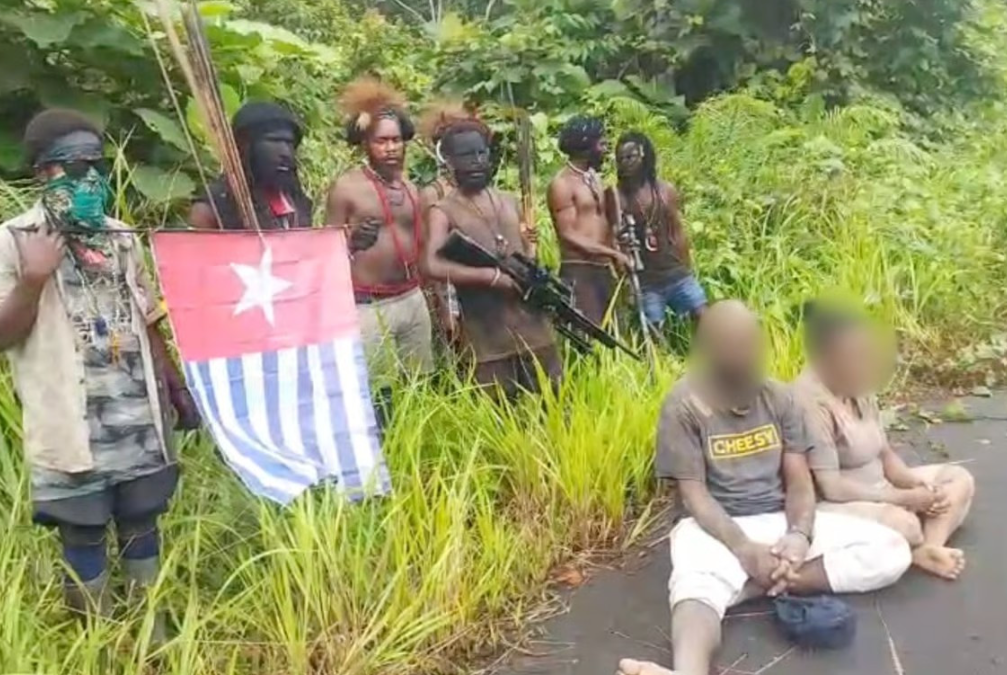 West Papua separatists execute three indigenous Papuans amid escalating violence