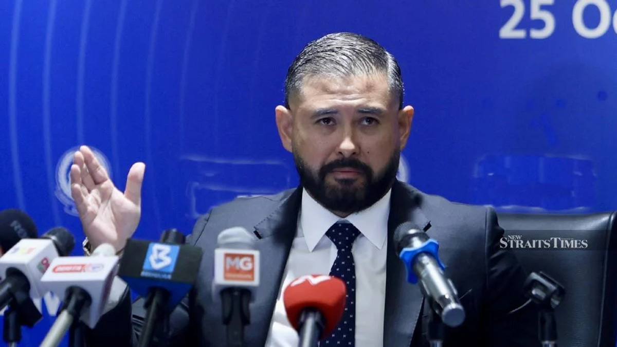 Johor Regent Pushes Back on 'Leakage' Claims, Blames Federal Fiscal Policy