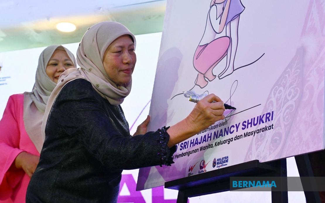 Malaysia's Single Mothers Support Programme Expands to Sarawak with Integrated Government Services