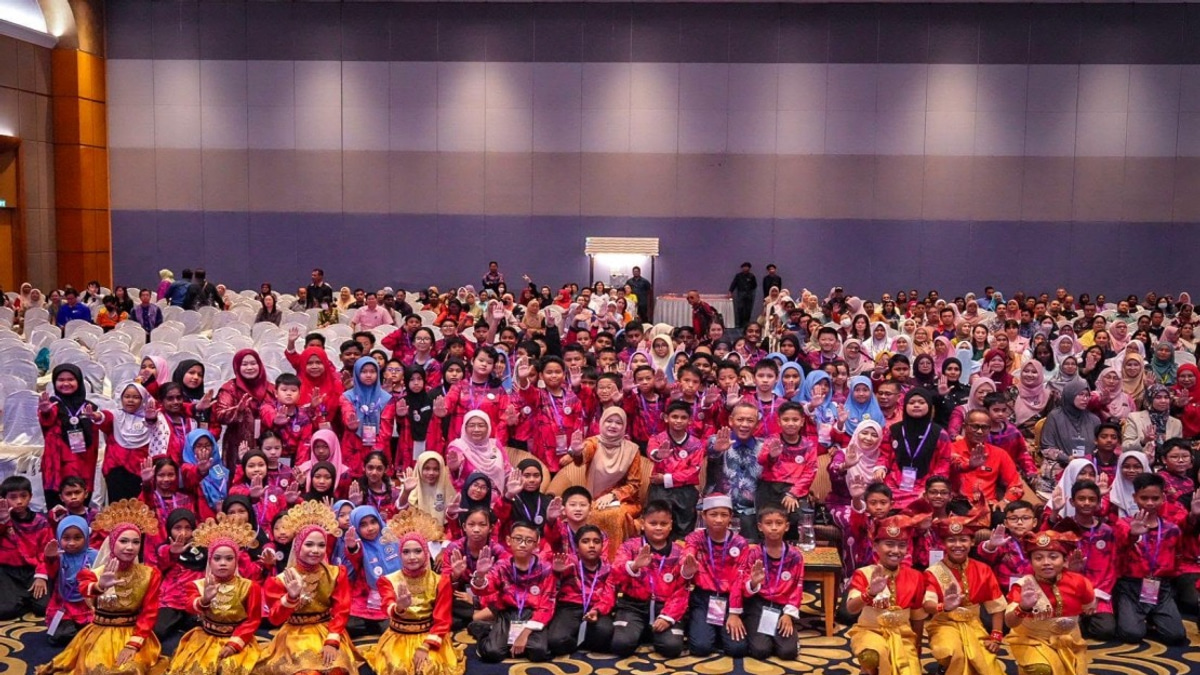 Comprehensive Strategy Essential To Safeguard Students, Says Education Minister