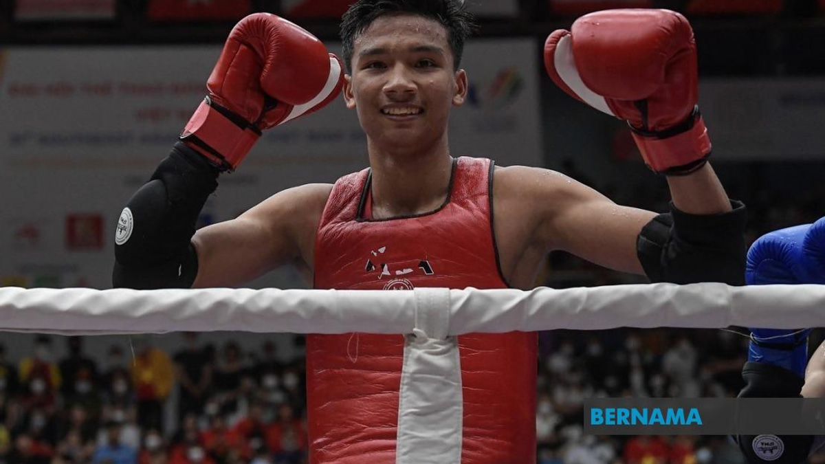 PM Anwar Rallies Nation Behind Ahmad Nor Iman's World Muay Thai Title Shot