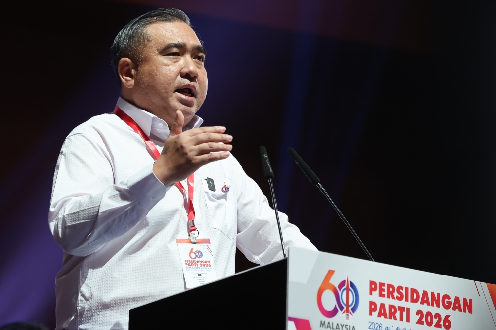 DAP Pledges Full Support for Anwar's AUKU Repeal, But Transport Minister Urges Bolder Reform Agenda