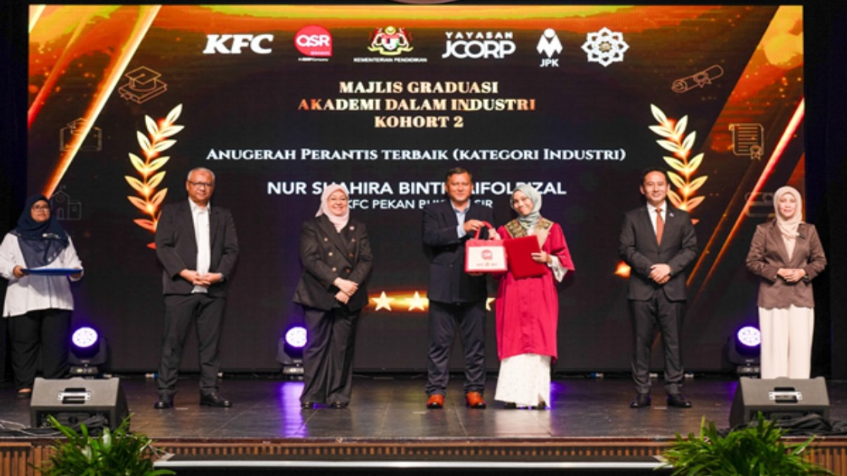 KFC Malaysia and Yayasan JCorp Graduate 37 Skilled Workers Through Industry Training Programme