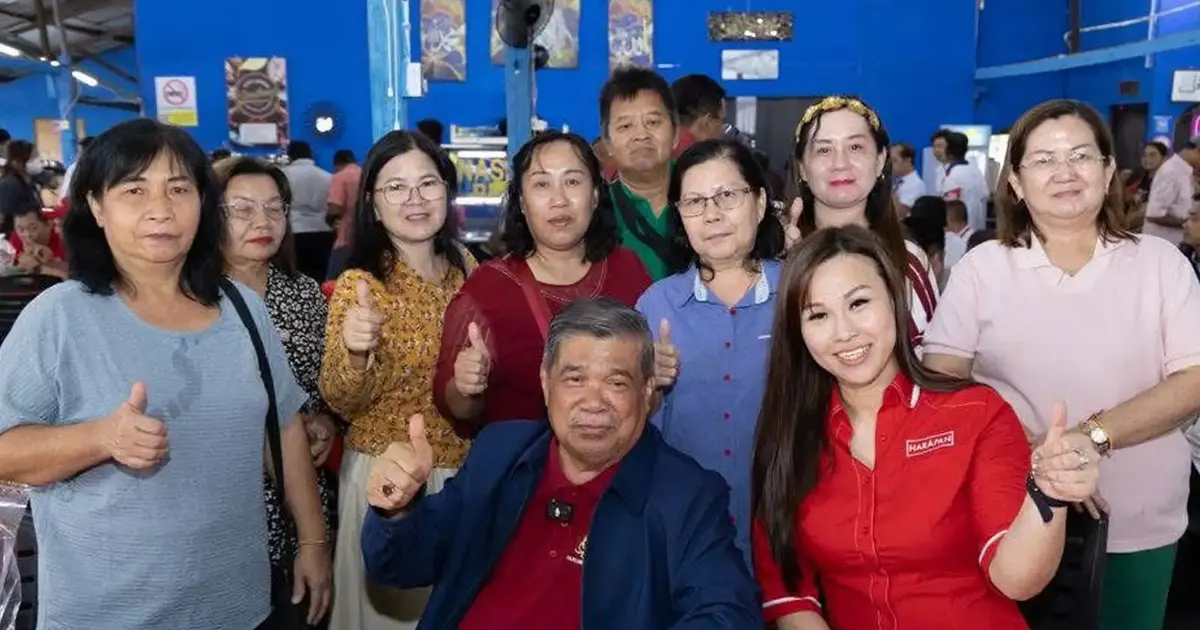 Mat Sabu Stands Firm on Amanah's Chinese Candidate in Permas, Dismissing Controversy