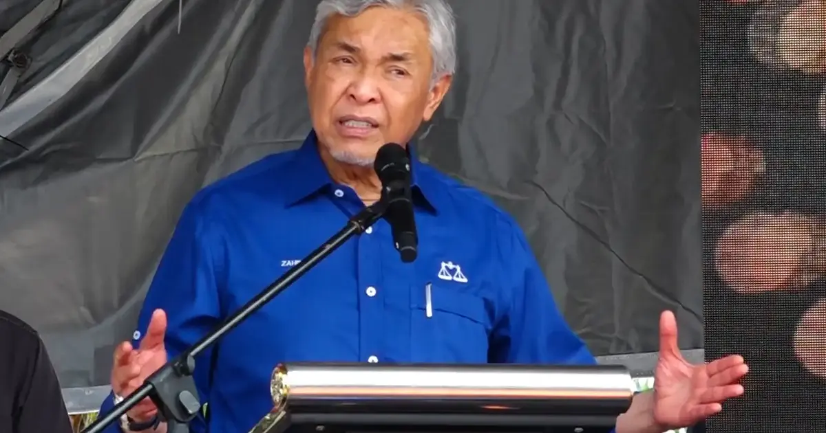 Zahid Dismisses Reports of Coalition Talks Among BN, PN, GPS and GRS