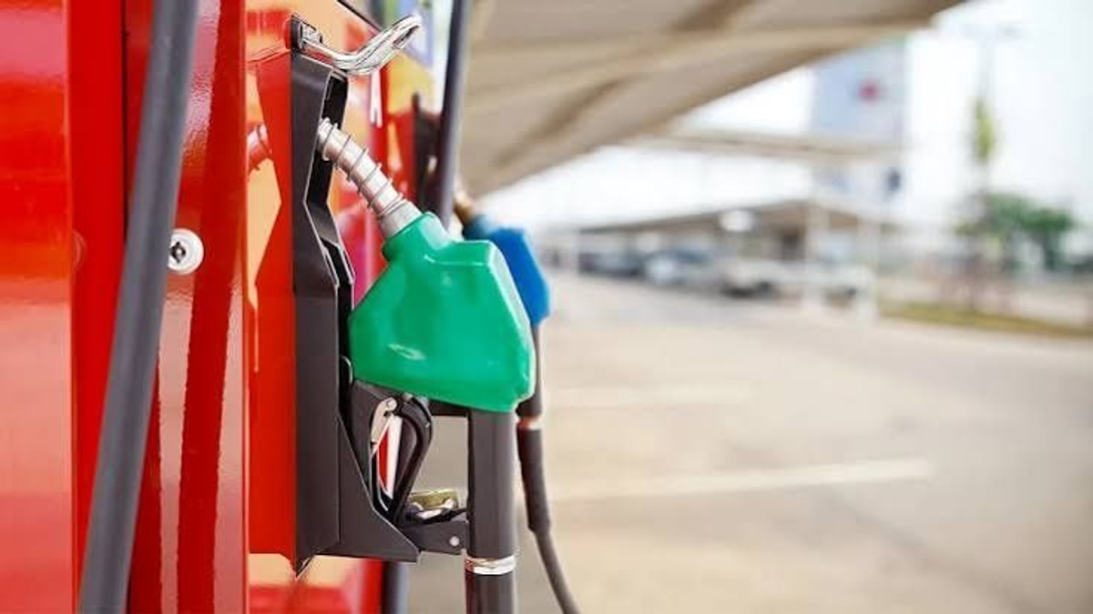 India's E20 Fuel Push Faces Growing Political Storm as Citizens Question 'Experiment'