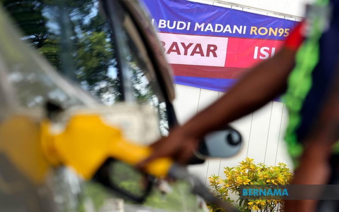 Malaysia to Uphold People's Support Measures Despite RM40 Billion Petroleum Subsidy Burden