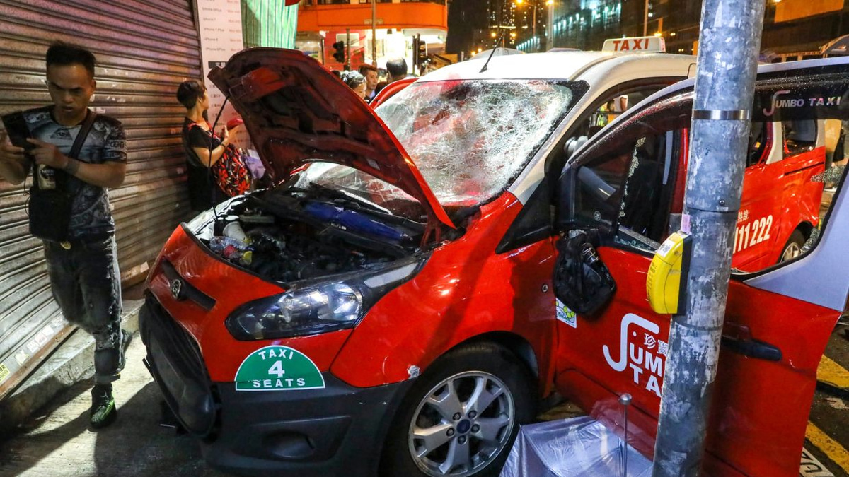 Hong Kong Woman Seeks HK$8.4 Million Over Taxi Injury During 2019 Protest
