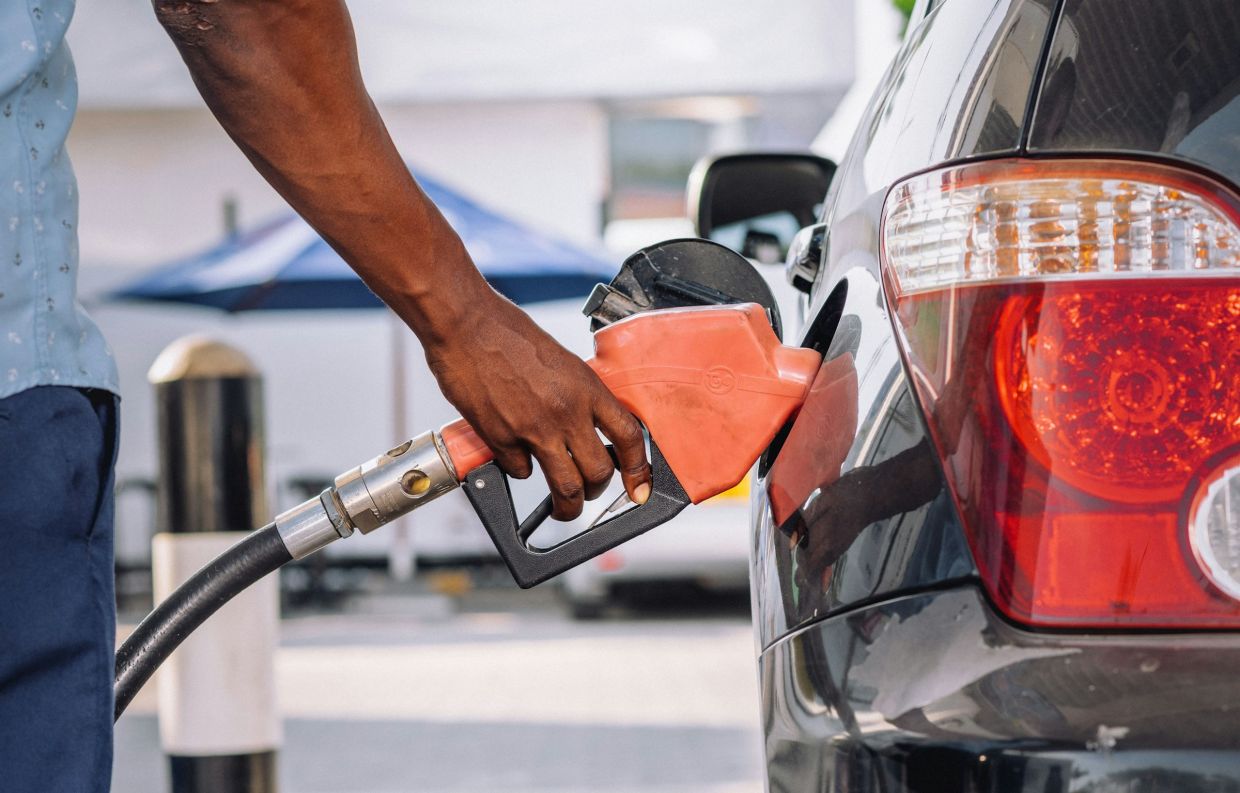 US petrol giants face lawsuit over AI-powered price manipulation in California
