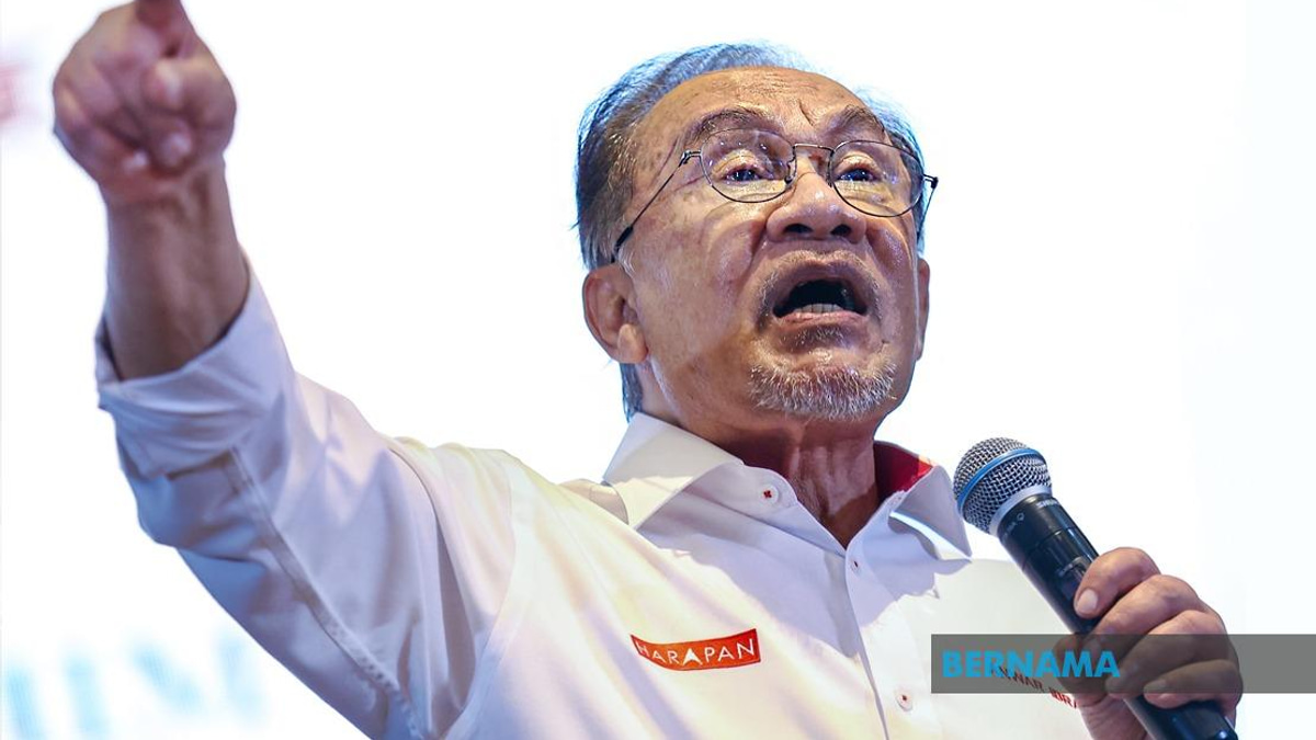 Federal Government Bears Nearly RM1 Billion in Annual Felda Debt, Says PM Anwar