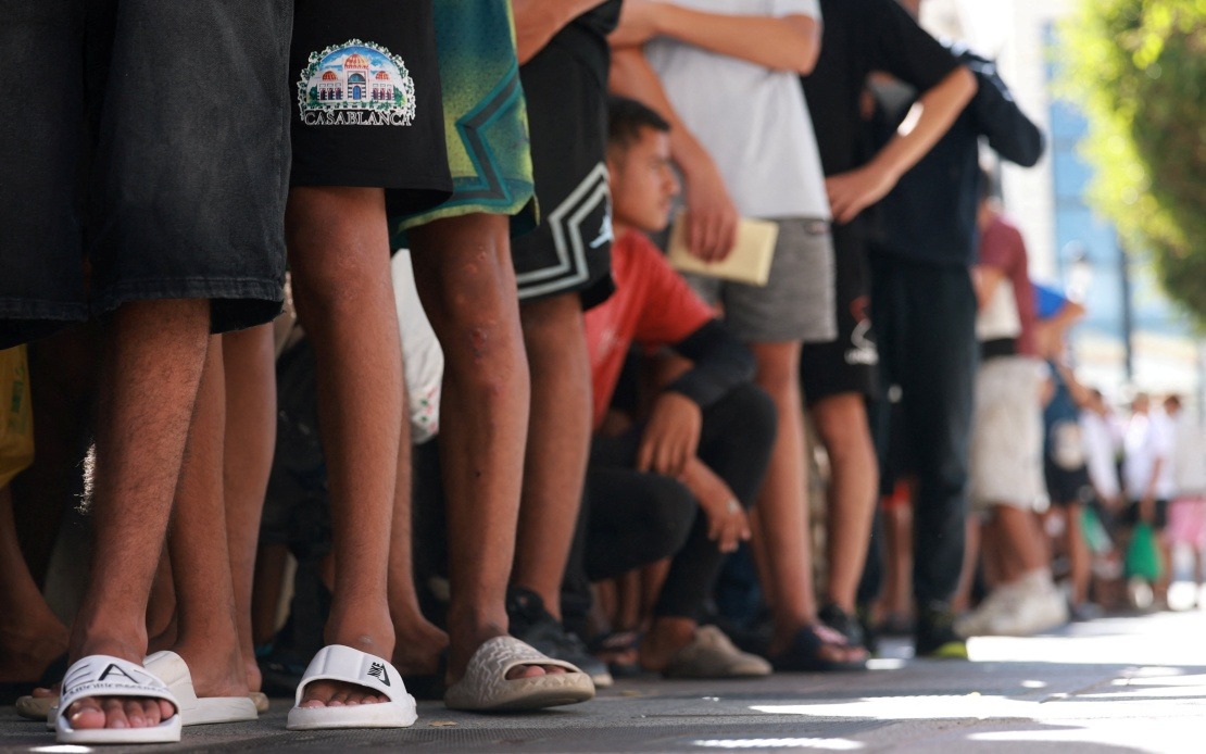Spain Retaliates With Border Checks on Italian Travellers Amid Migration Standoff
