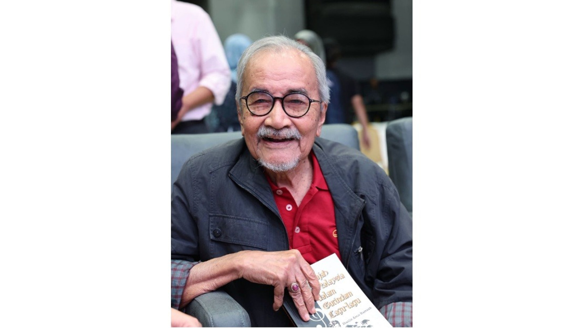 PM Anwar Celebrates Rahim Razali's 87th Birthday, Honours Veteran's Contributions to Malaysian Arts
