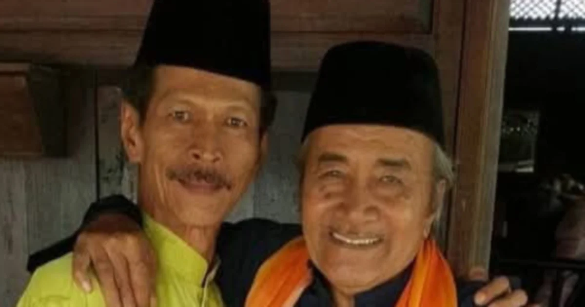 PM Anwar honours veteran actor Rahim Razali on milestone 87th birthday