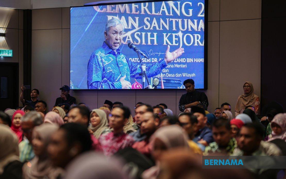 BN's Johor Campaign Energetic, Not Lacklustre, Says Zahid