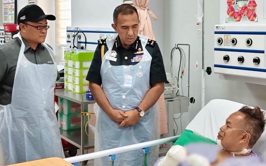 Minister Armizan Extends Prayers and Support to Injured KPDN Officers