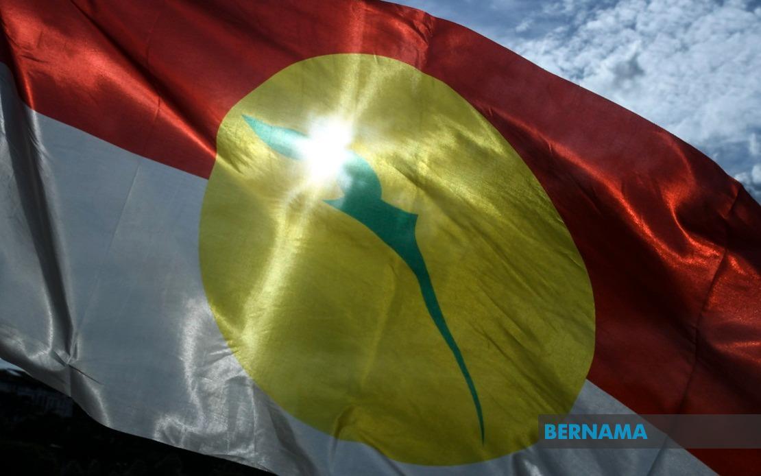 UMNO Members Must Unite Behind Party Interests, Says Azalina