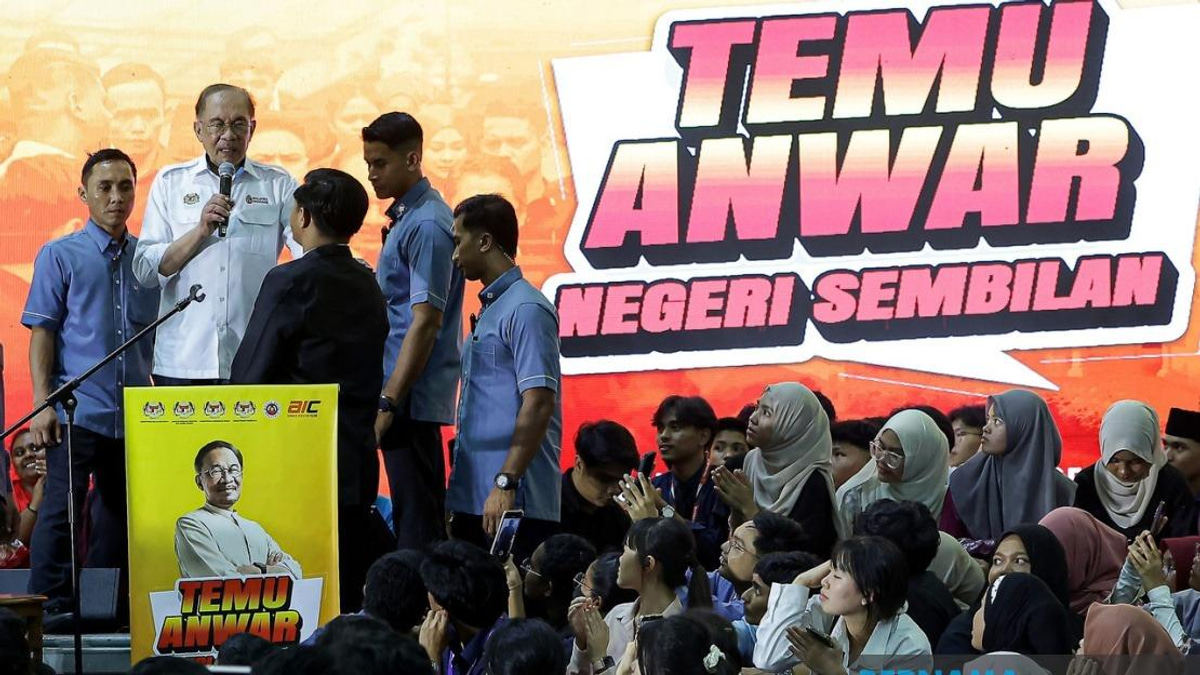 PM Anwar Pushes F1 Bahrain Grand Prix To Benefit Local Traders Across Sepang