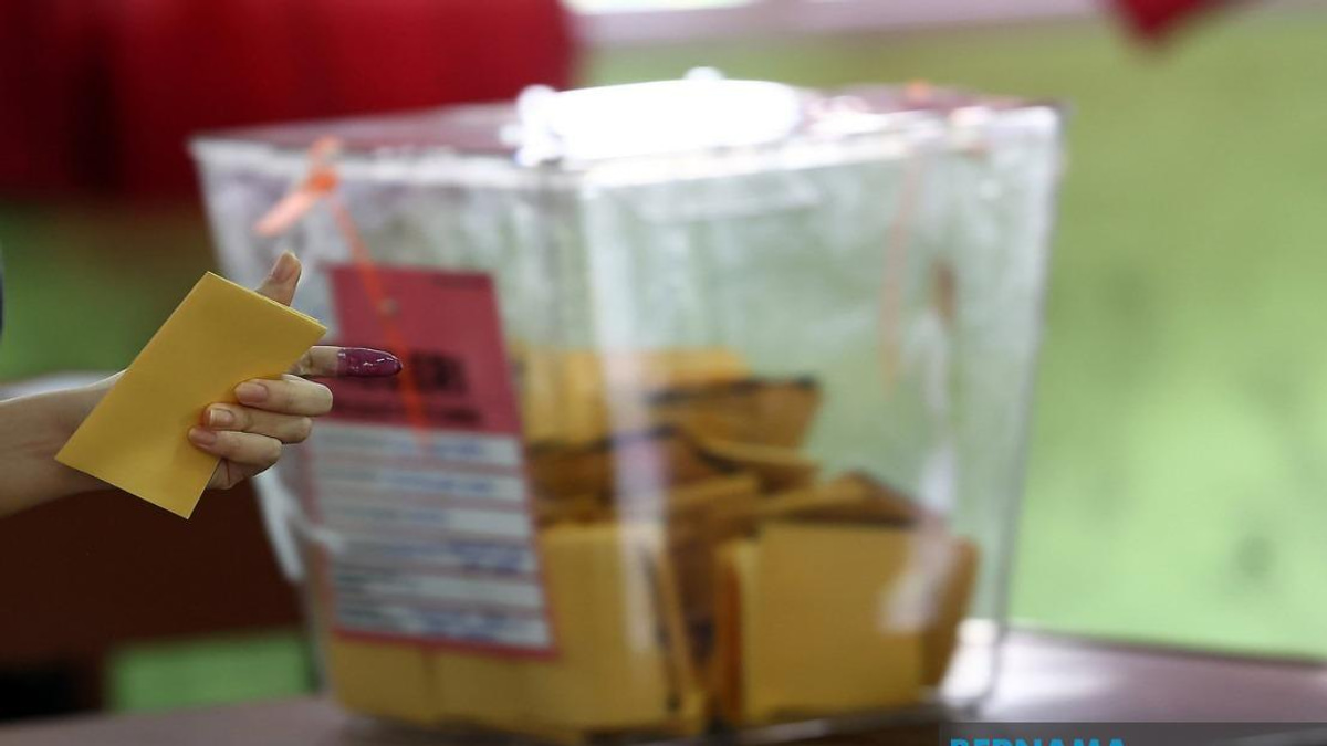 Johor State Election Sees Strong Midday Turnout, Exceeding Previous Poll