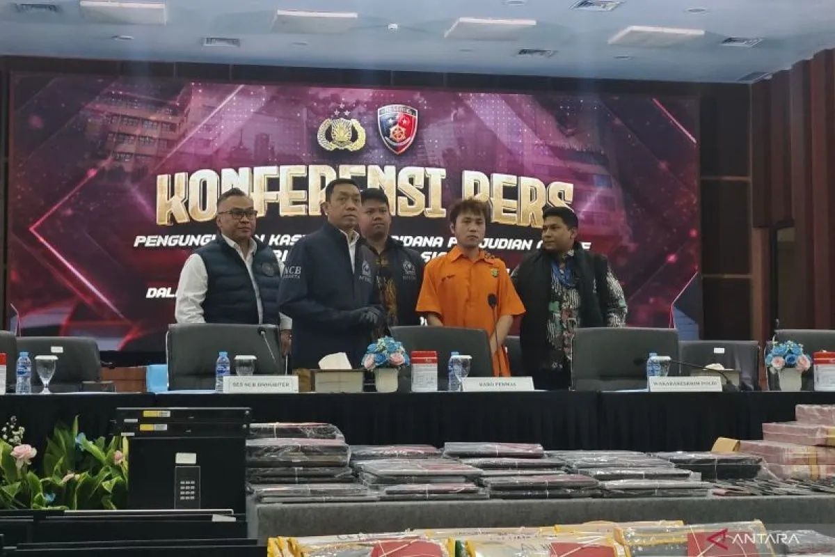 Chinese Scam Kingpin Arrested in Jakarta After Interpol Red Notice