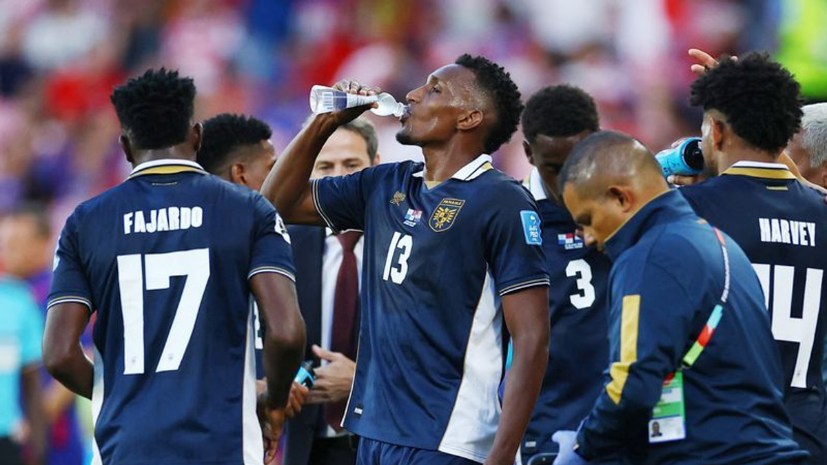 FIFA Defends World Cup Hydration Breaks as Sporting Decision, Not Money Grab