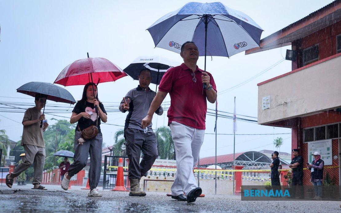 Johor Election Proceeds Amid Mixed Weather as 2.7 Million Cast Votes