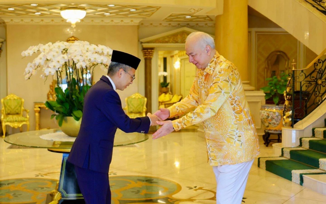 Perak Ruler Receives Briefing on State's Communication Infrastructure Plans