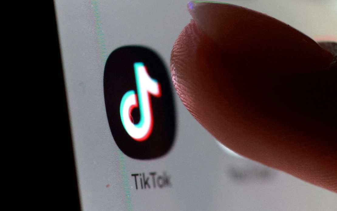 TikTok Misinformation Sparks Real Violence: Romanian Ambulance Attacked Over Child-Stealing Hoax