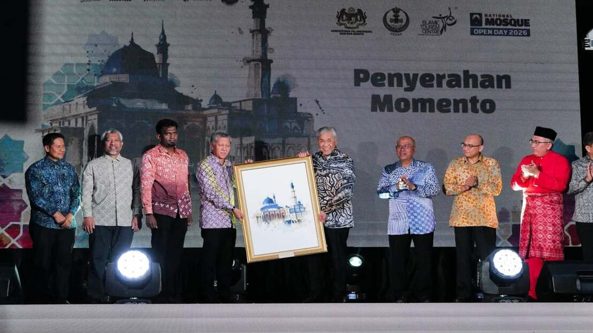 Mosques Must Become Tourism Assets While Preserving Sacred Purpose, Says Ahmad Zahid