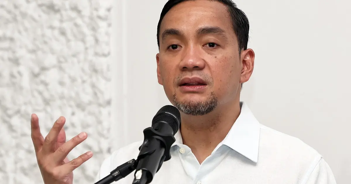 Johor Menteri Besar Advised to Use Performance Record Rather Than Royal Defence Against Critics