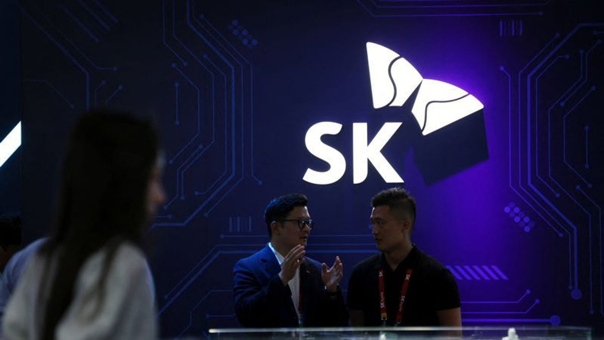 SK Hynix to raise up to $29 billion through ADR listing as AI chip demand surges
