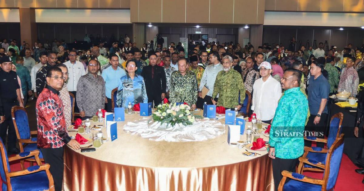 Anwar calls on Indian Muslims to foster positive change via unity and compassion