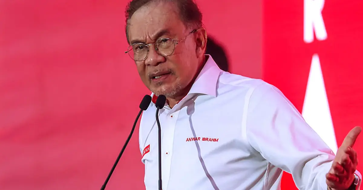 Maintaining Strong Ties with Malay Rulers Essential to Good Governance, Anwar Says