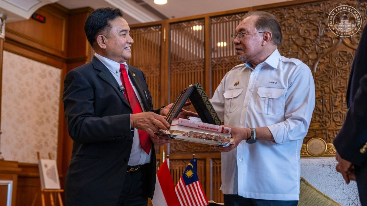 Malaysia and Indonesia Pledge Deeper Ties on Law, Governance and Strategic Issues