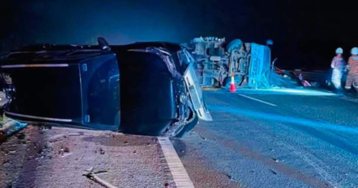 Three Zahid media officers injured in multi-vehicle collision on East Coast Expressway