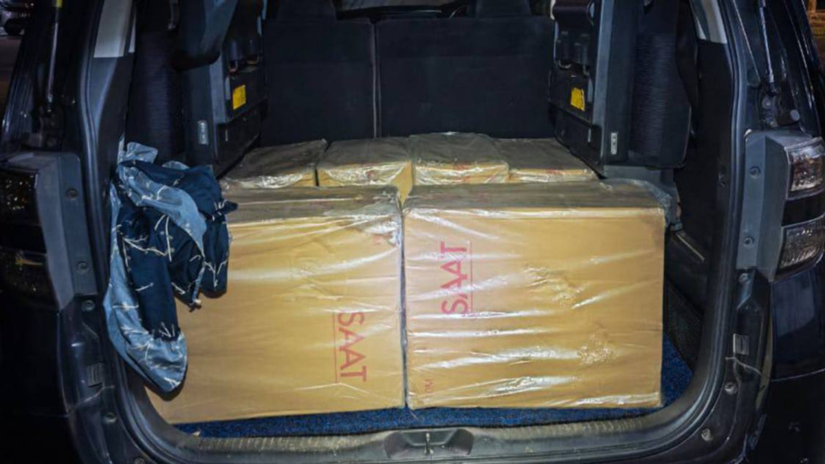 60,000 Contraband Cigarettes Intercepted in Kelantan; Driver Held